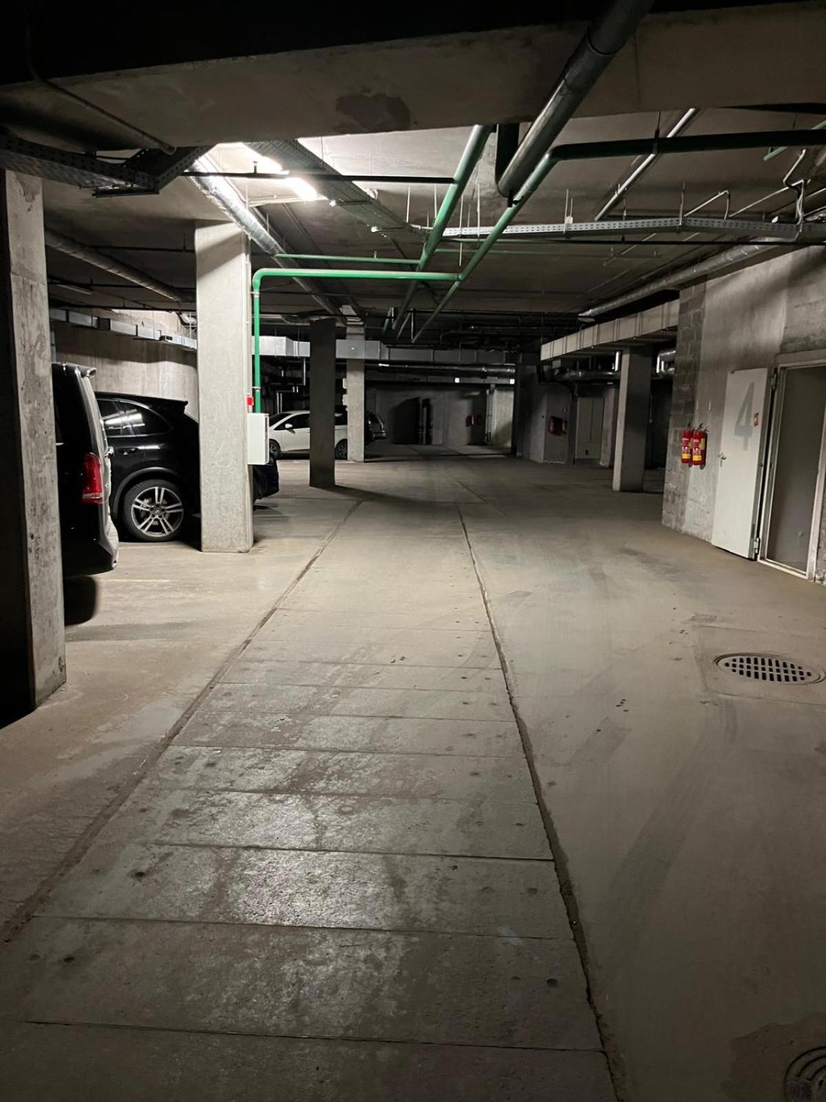 Cozy In Old & Free Underground Parking Riga